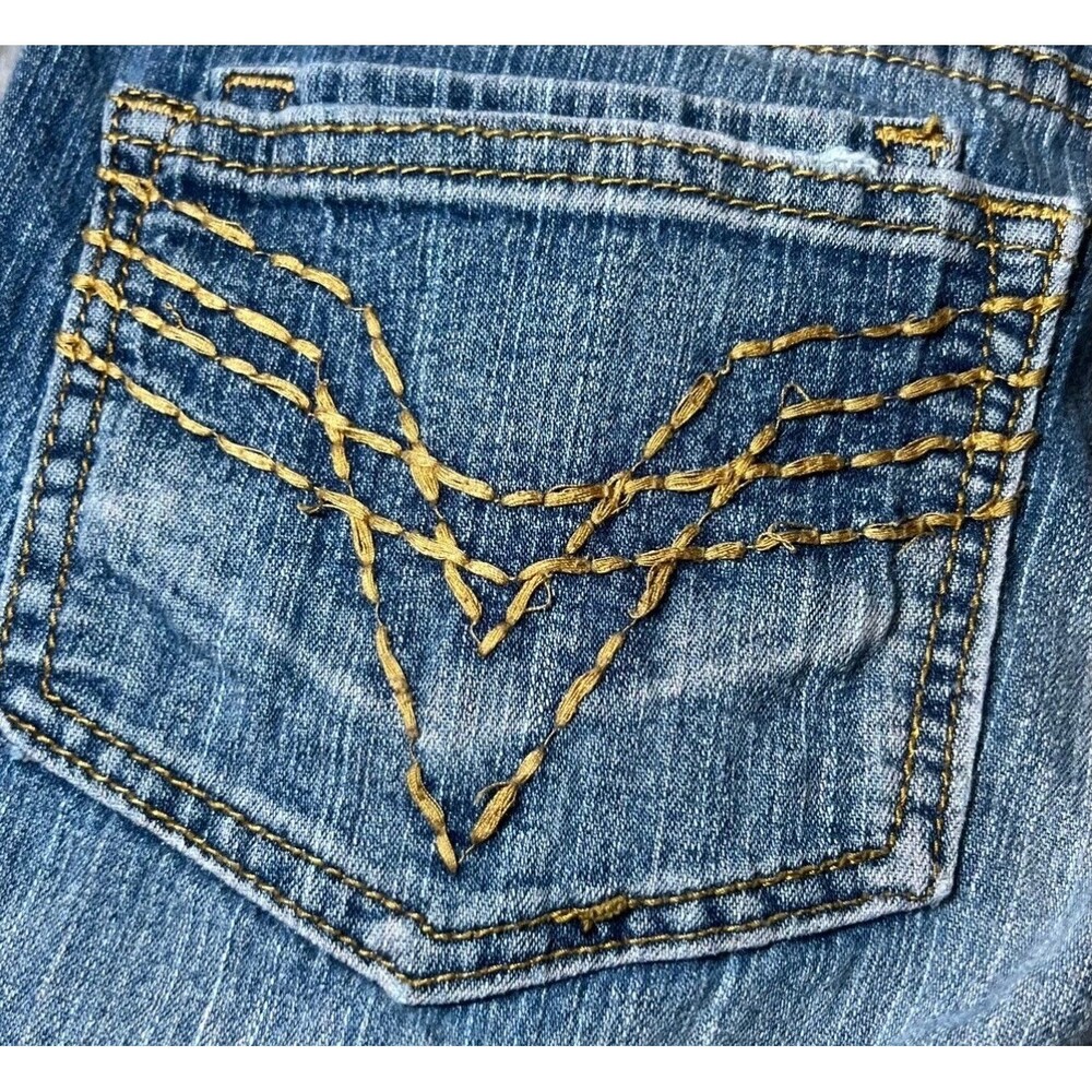 Vigoss Cuffed Hem Capri Jeans Womens Size 7 Blue Denim Distressed Casual - Picture 12 of 16